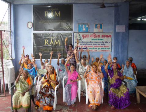 Picture of happy elderly women in Vriddha Mahila Ashram shot by The House of Ram